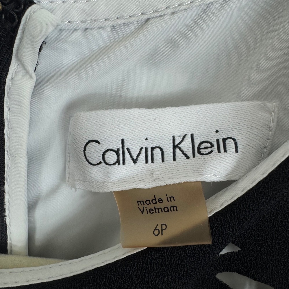 Calvin Klein Laser Cut Floral Sheath Dress Black White Casual Women Size 6P - Picture 5 of 14